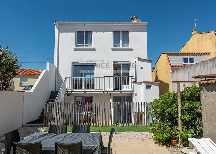 Maison 3 Avec Jardin Et Parking à La Chaume, Proche Plages Et Commerces - Fr-1-197-556 Casa de Férias *